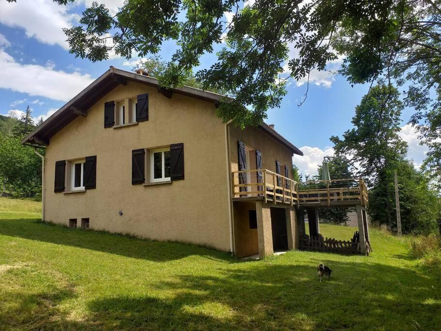 Belle Maison Proche De La Ville Et Du Lac Belcaire Exteriér fotografie